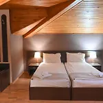 Ida Hotel 3*